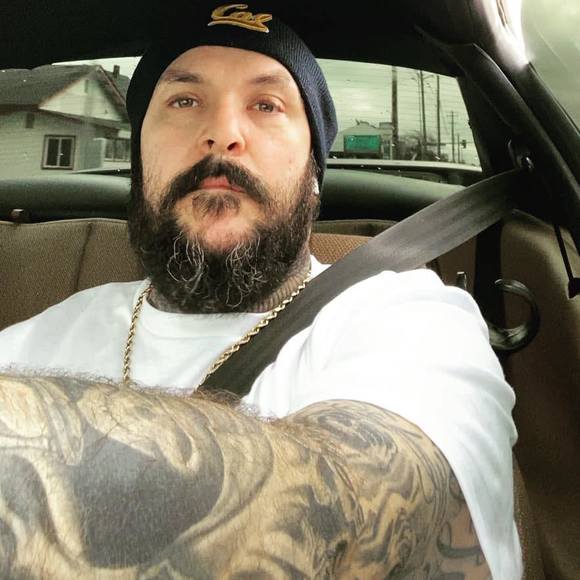 Meet your Posher, Kenneth - Picture 1 of 1